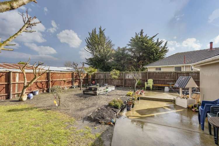 90 Frensham Crescent Woolston_11