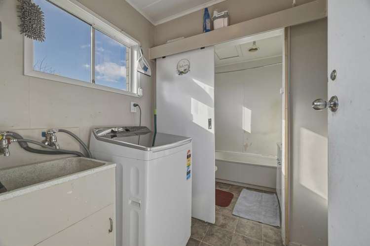 23 Clyde Street Utuhina_7