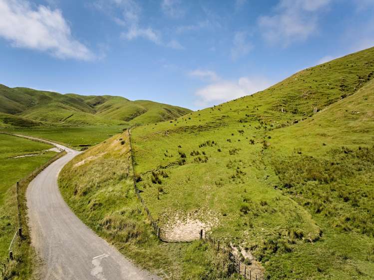 Lot 1 and 4 320 Boom Rock Road Ohariu Valley_12