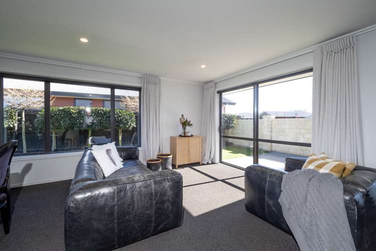 14 Magnolia Drive Netherby_10