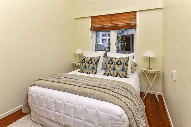 22 Wicklow Road Narrow Neck_12