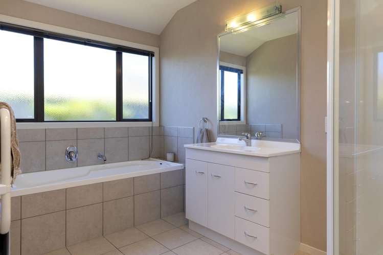 13 Lochaber Drive Nukuhau_16