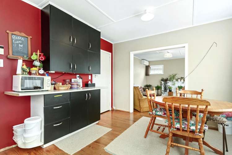 15 Konini Street Wainuiomata_6