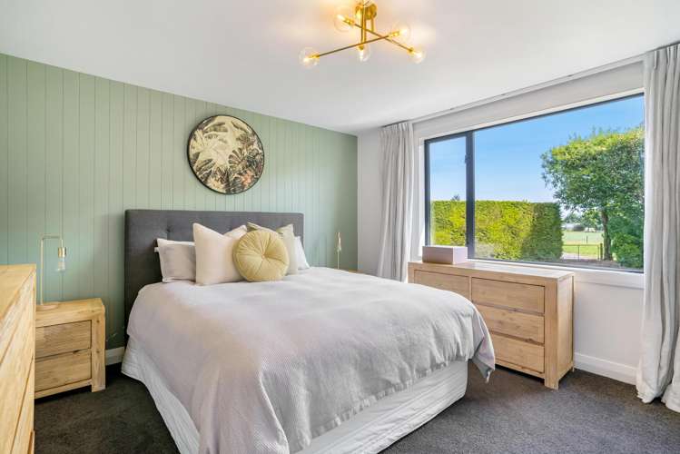 64 Lochiel Bridge Road Winton Surrounds_7