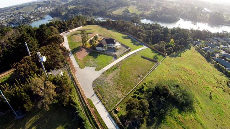 2 Ti Tree Lane Stanmore Bay_8