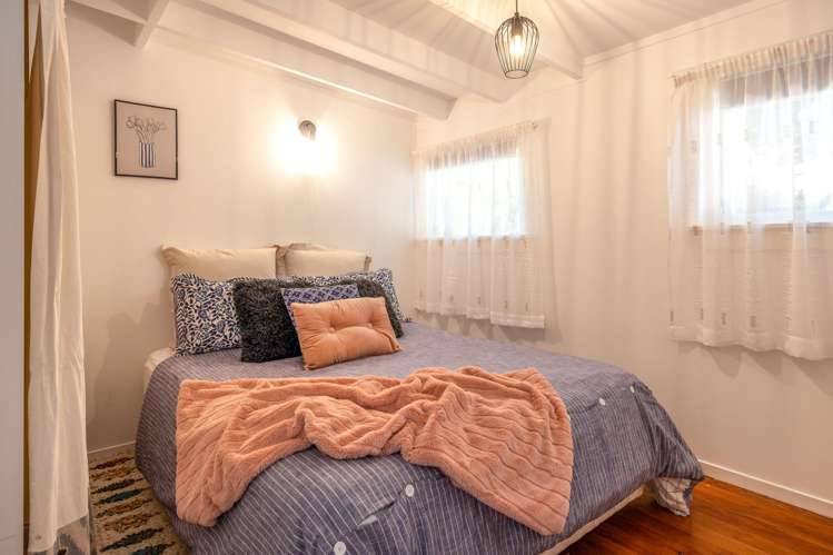 72 Wharf Road Ostend_13