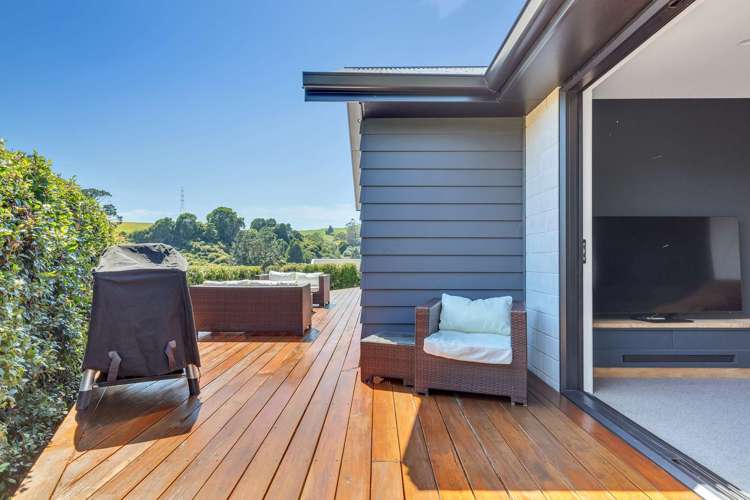 90 Adler Drive Ohauiti_13