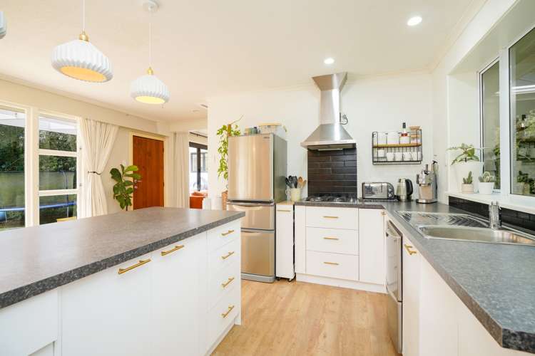 58 Ruru Avenue Otatara_8