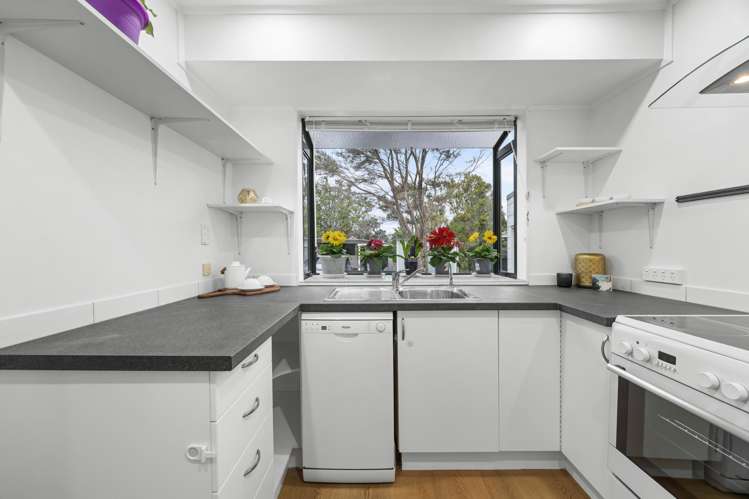 1/63a Colwill Road Massey_13