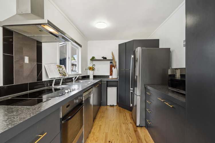 19 Lanigan Street Birkdale_14