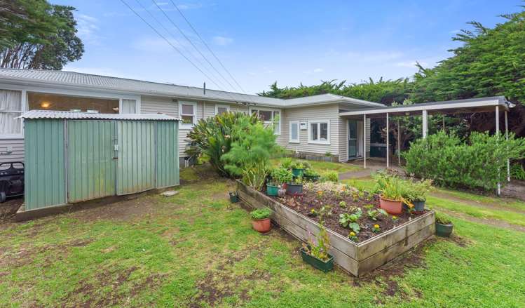 29 Hona Street Waikanae Beach_25