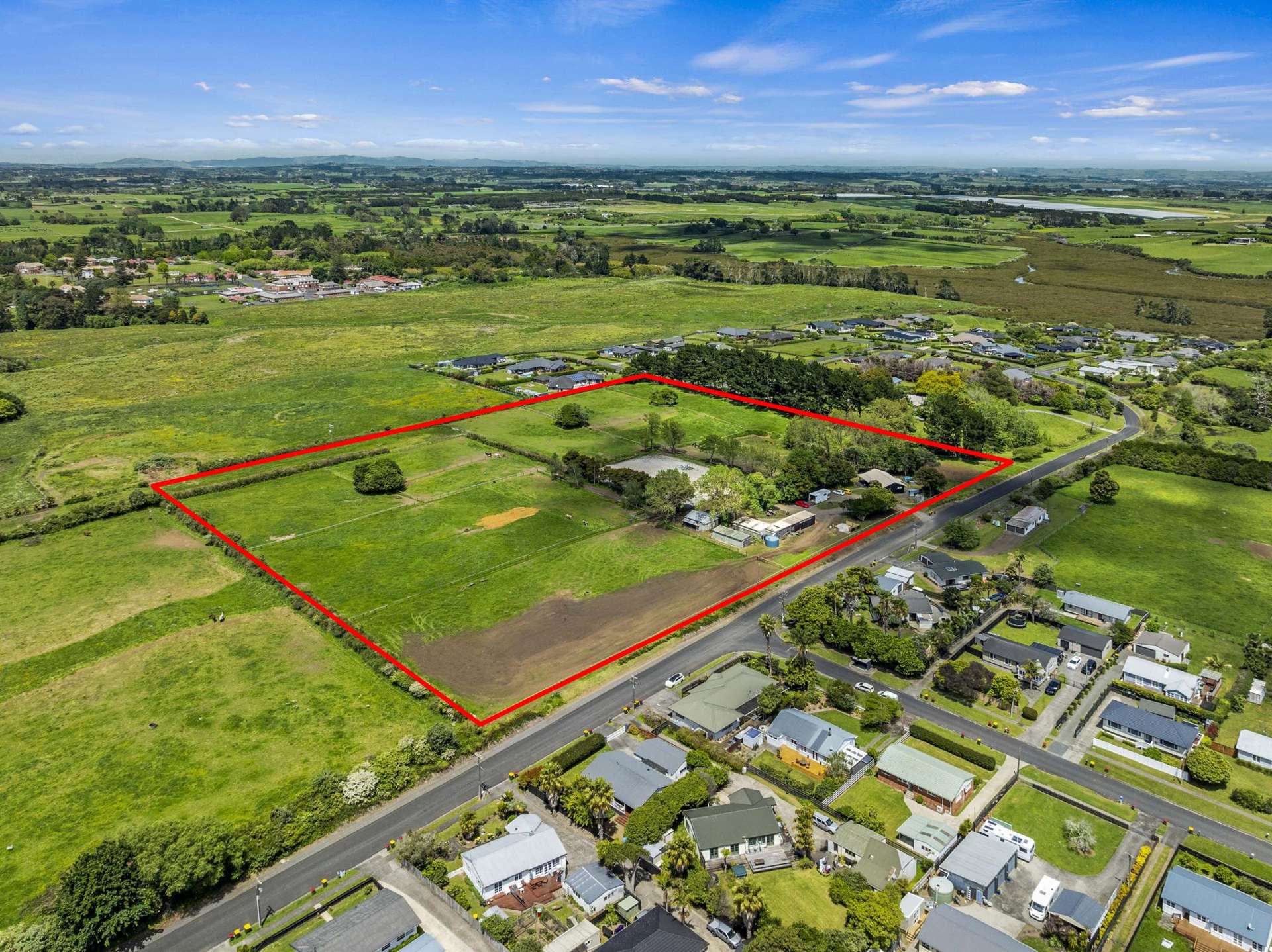 101 McRobbie Road Kingseat_0