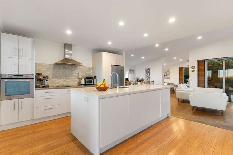 55 Bannings Way Hobsonville_5