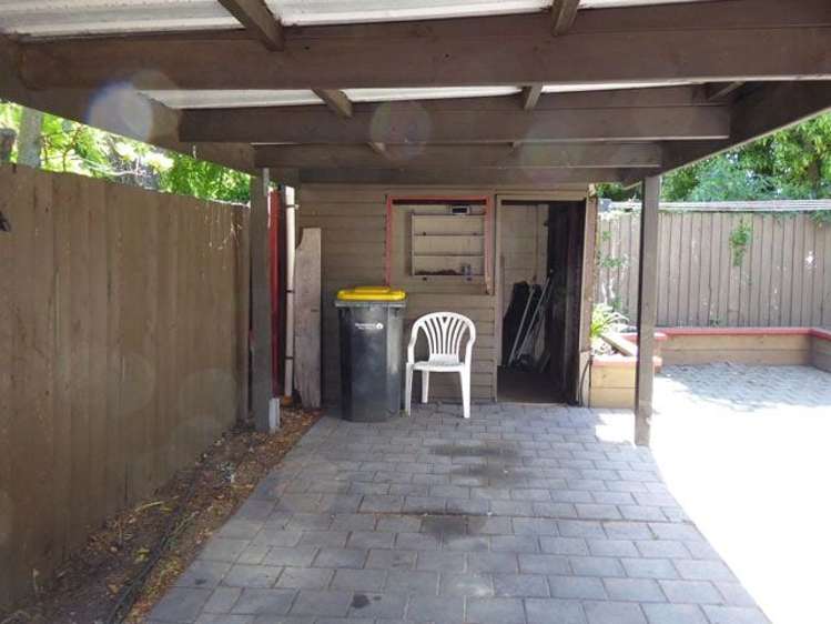 2/21 Huxley Street Sydenham_14
