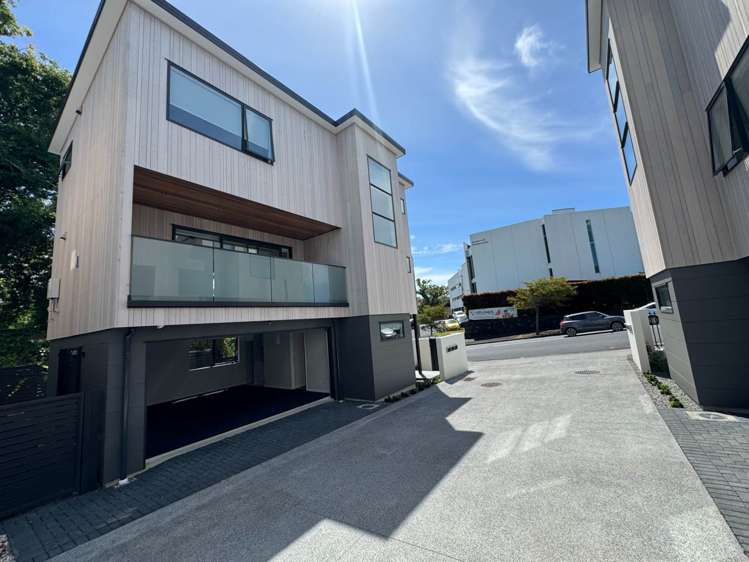 6F Green Lane Remuera_30