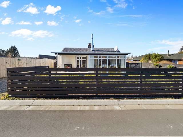 * UNDER OFFER * Historic Charm, Stunning Mt Hutt Views