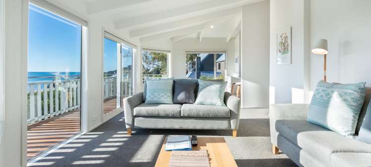 2/4 The Cliffs Britannia Heights_5