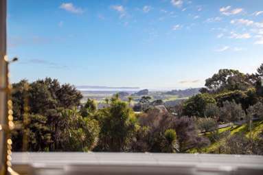 812 Inland Road_3