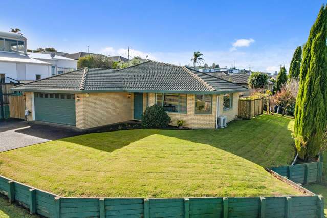 24 Tauranga Place Orewa_1