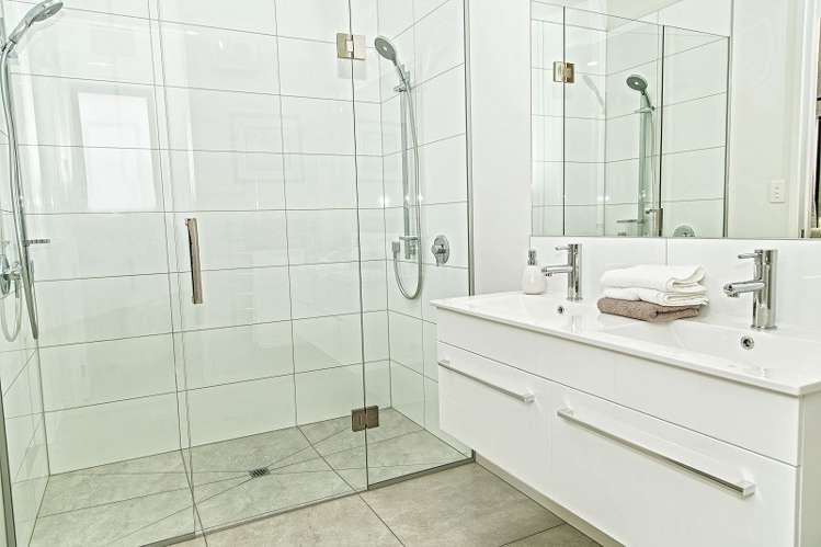 2A Alpha Street 10126_11