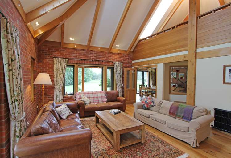 210 River Road Lincoln_5