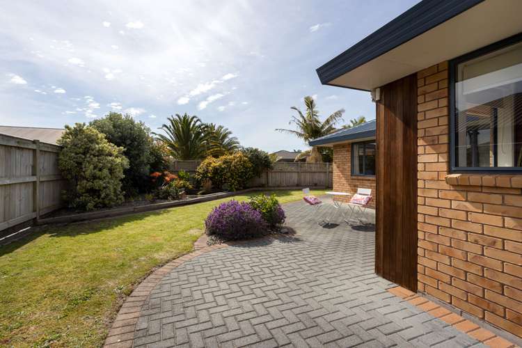 6 Ohuirehe Road Coastlands_8
