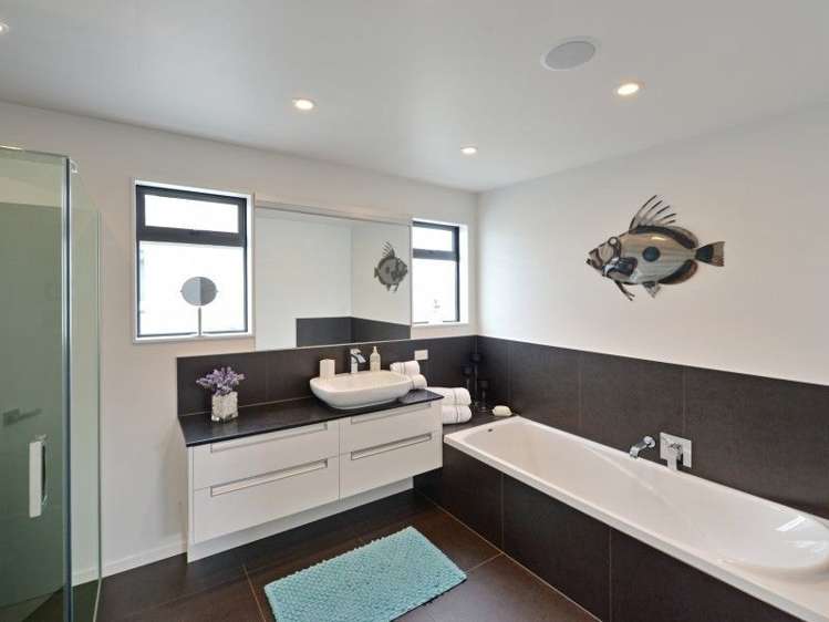 15 Aoraki Rise Aotea_13