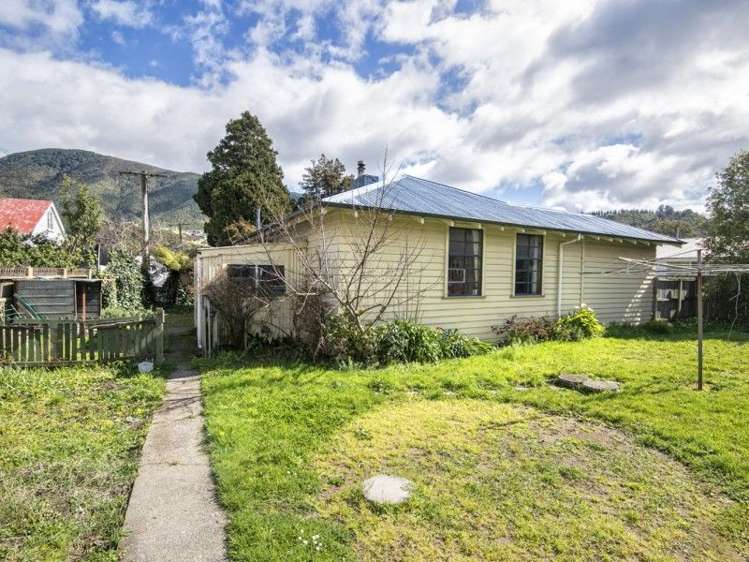 8 Market Street Picton_13