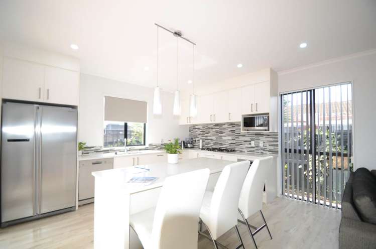 8 Whiti Lane Pakuranga_13