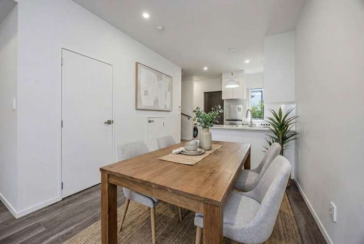 83 Morihana Close Glen Eden_2