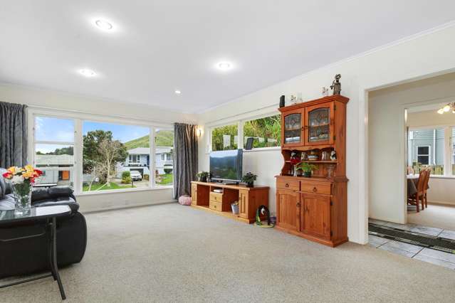 74 Raroa Terrace Tawa_3