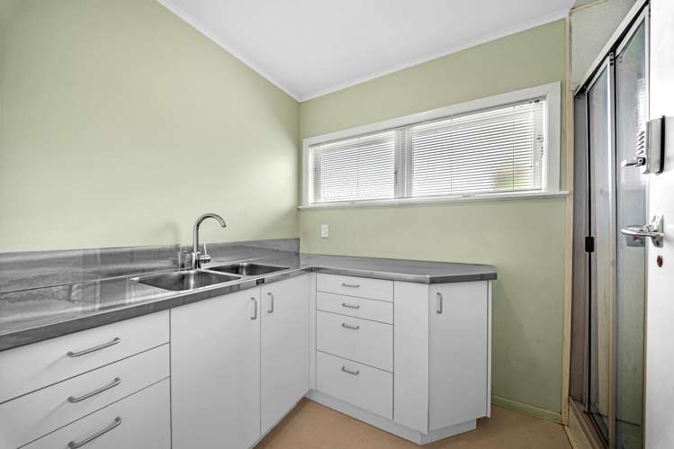 1/261 Don Buck Road Massey_19