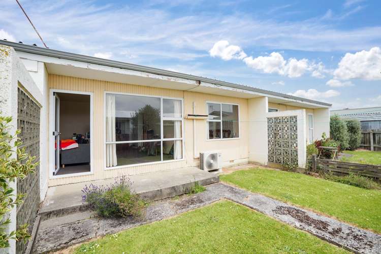 90 Herriot Street Richmond_24