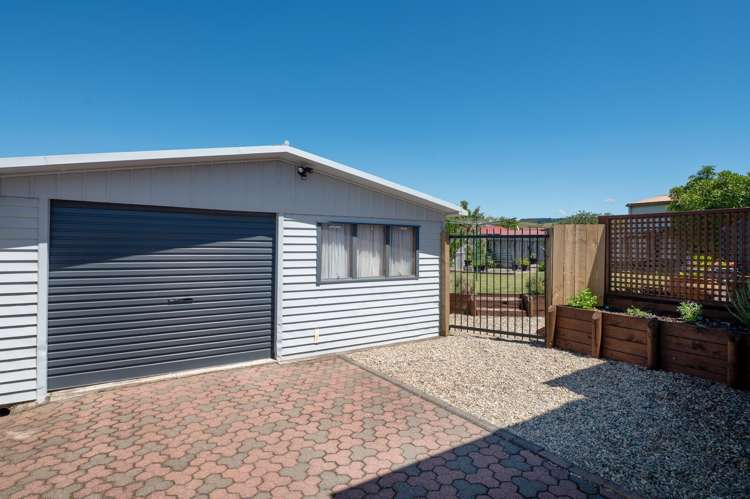 304 Clayton Road Pukehangi_15