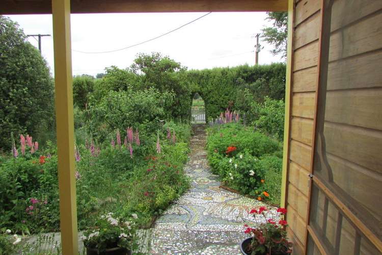 13 Edievale Road West Otago Surrounds_15