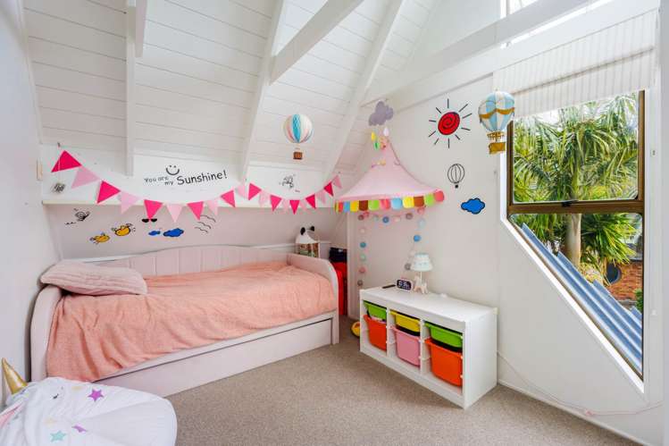 7 Jeanette Place Mairangi Bay_10