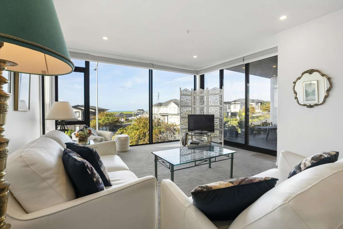 202/64 Te Oneroa Way_0