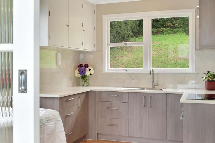 84 Sutherland Road Brookfield_10