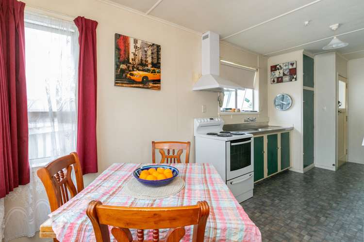 68 Leicester Avenue Tamatea_7