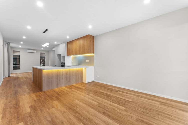 2a Autumn Blaze Street Hobsonville_3