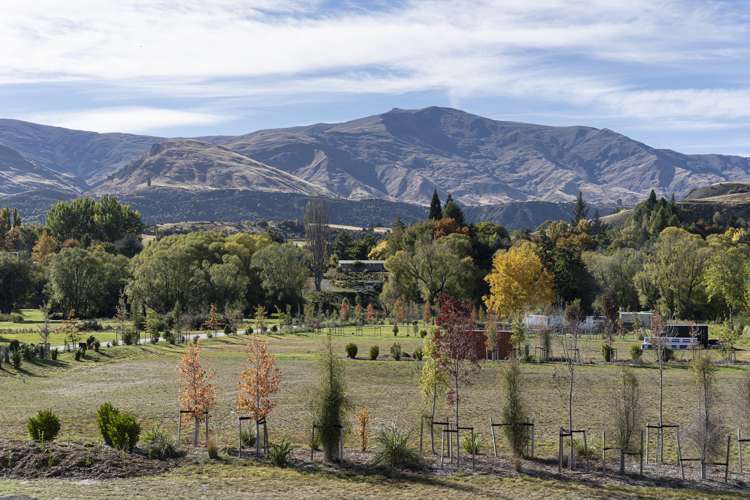 27 Central Park Avenue Dalefield/Wakatipu Basin_9