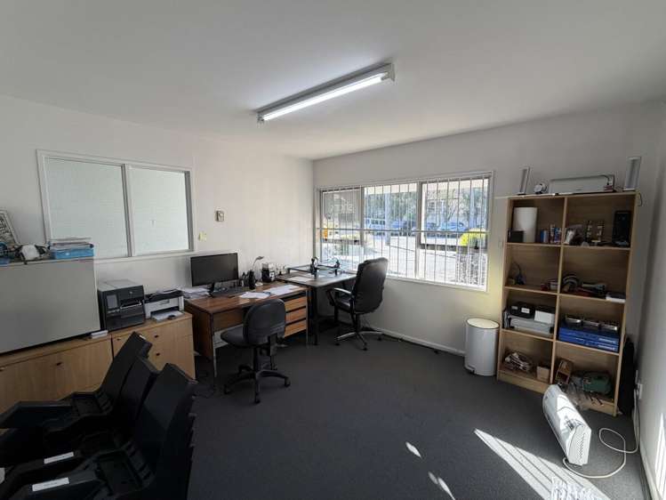 28 Hillview Road Phillipstown_11