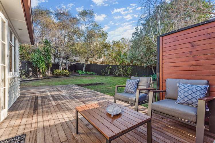 4 Nutsey Avenue Northcote_10