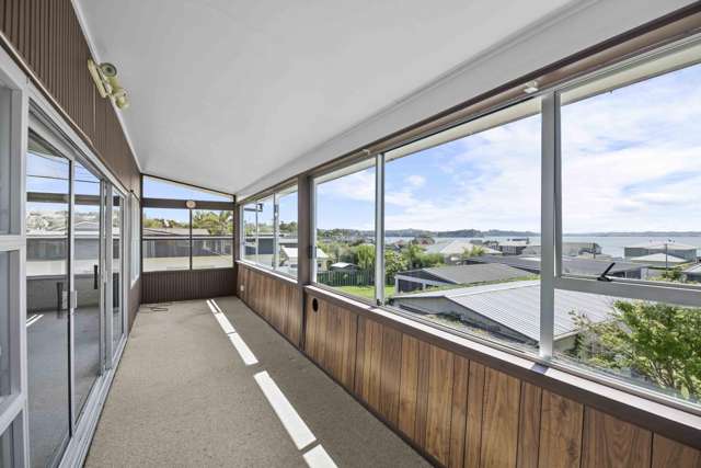 42 De Luen Avenue Tindalls Beach_3