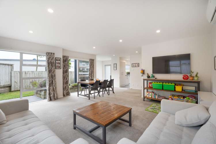 38 Erlestoke Crescent Churton Park_6