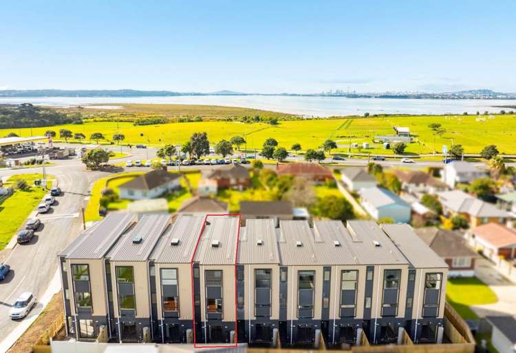 4/4 Toru Street Te Atatu Peninsula_20
