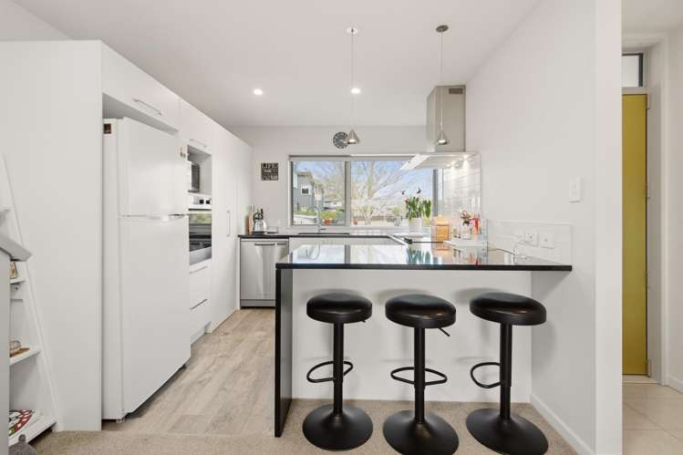32 Menin Gate Crescent Broomfield_2