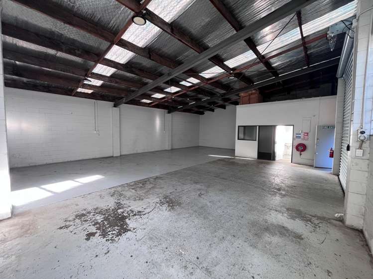 B + C/10 Hillside Road Wairau Valley_6