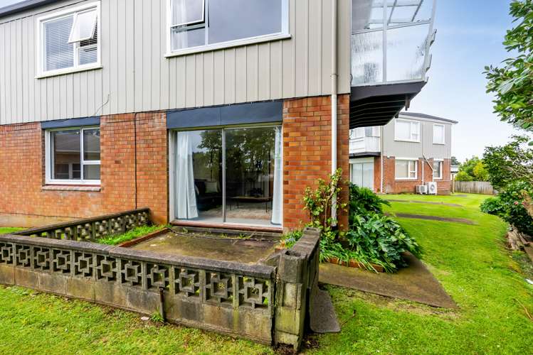 2/53 Young Street New Plymouth Central_17