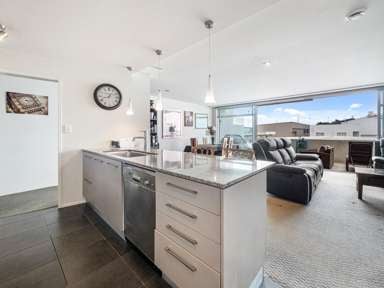 104/6 Tawa Street_3